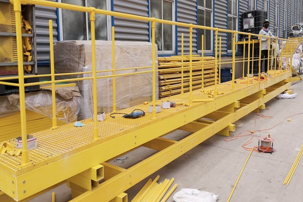 玻璃鋼防腐圍欄